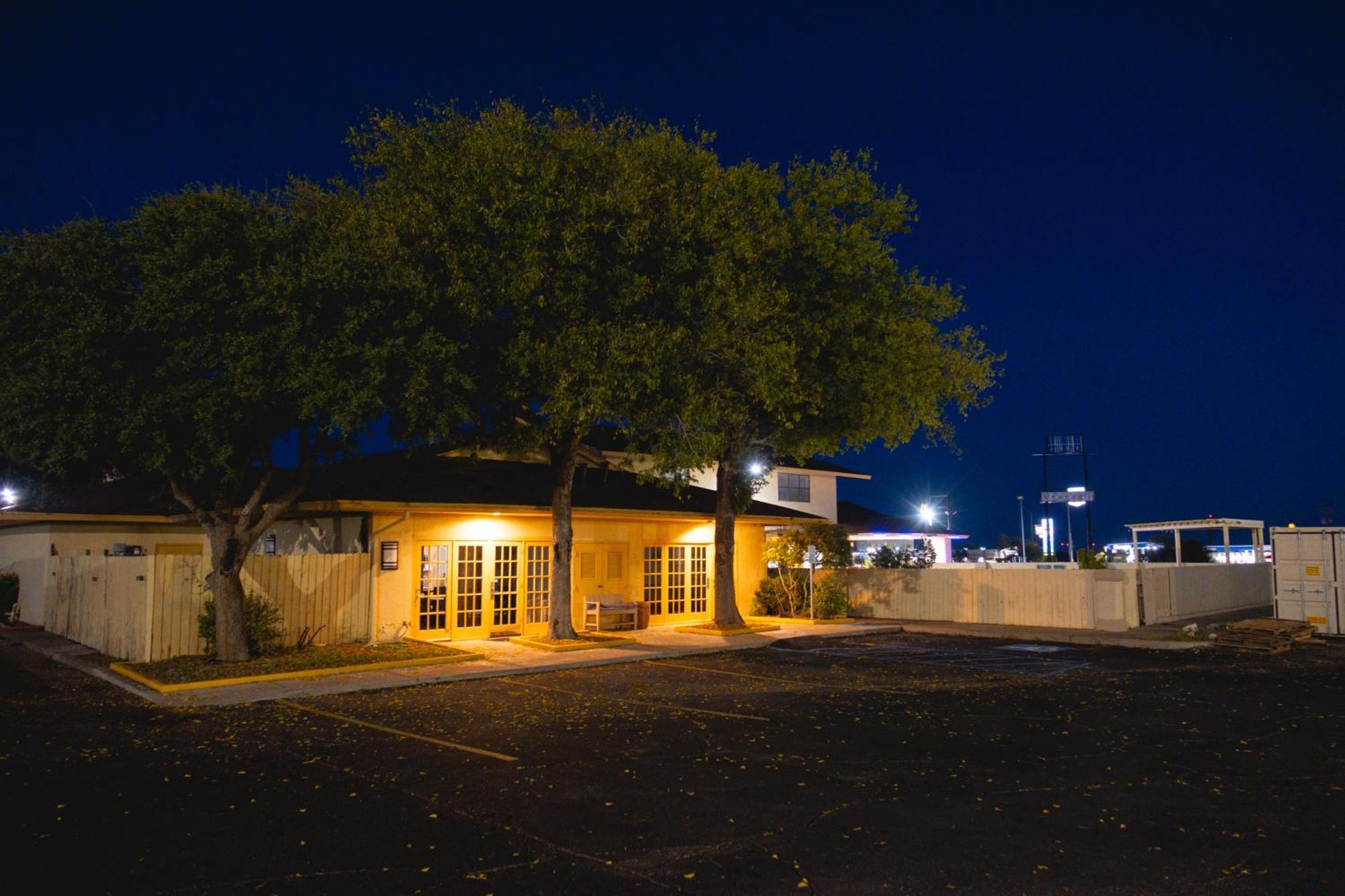 Hotel Baymont By Wyndham Fort Stockton Esterno foto